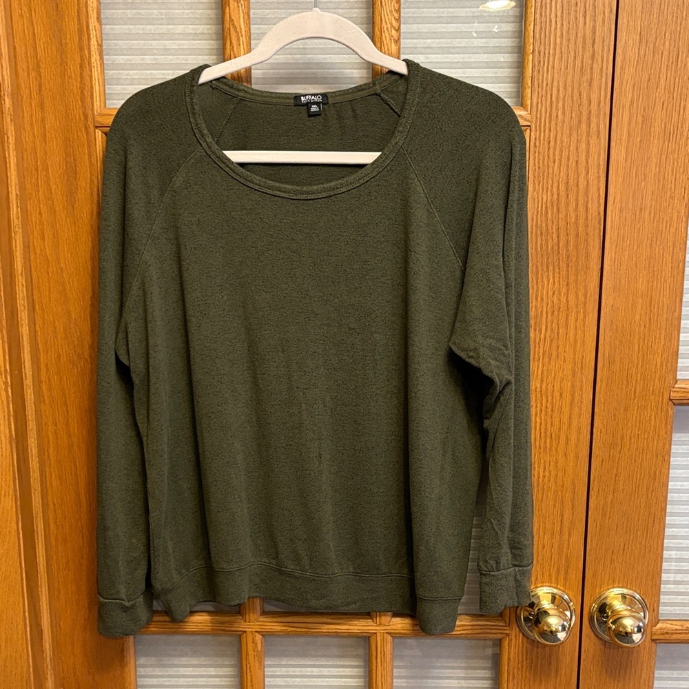 EUC Buffalo David Bitton Green Knit Top
